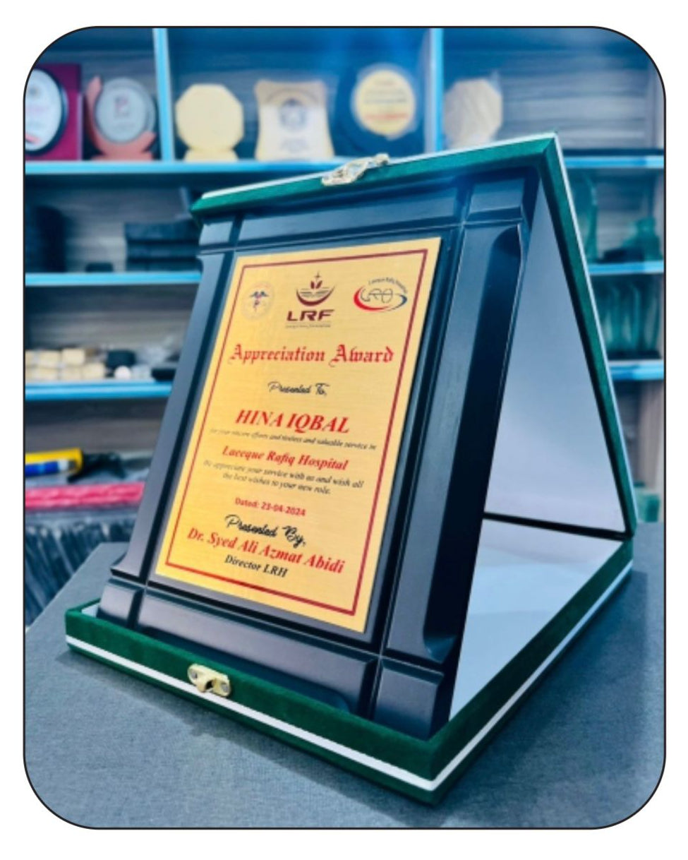 Executive Wood Award with Box